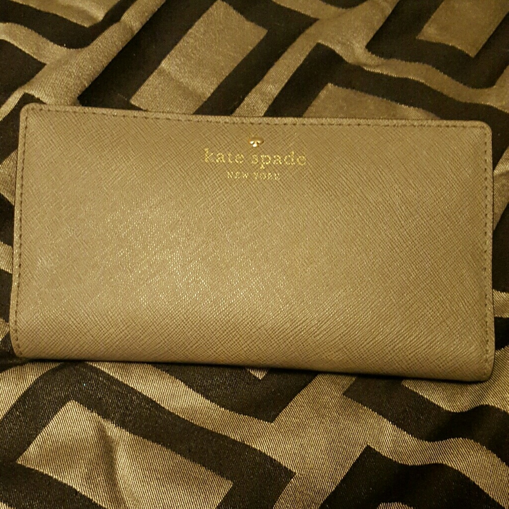 Kate spade wallet